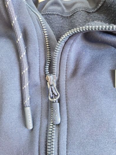 McKenzie navy full zipped hoodie size medium