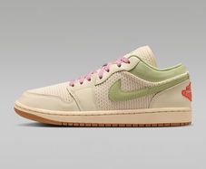 Nike Air Jordan 1 Low Trainers EU Size 37.5