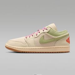 Nike Air Jordan 1 Low Trainers EU Size 37.5