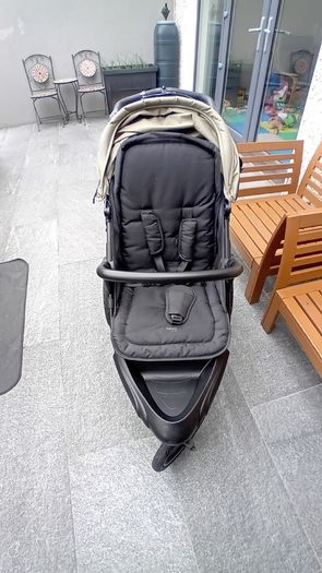 Jogging stroller
