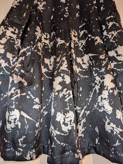 Stunning print midi skirt from Lucy & Co
