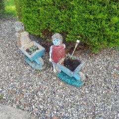 concrete garden statues