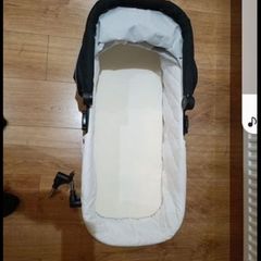 out n about bassinet