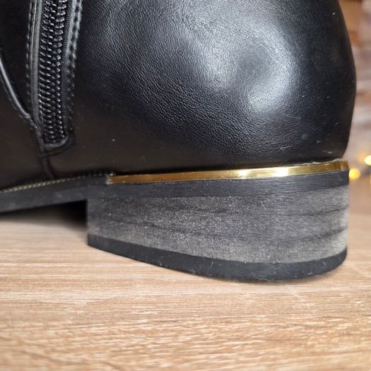 Black Women's Ankle Boots Gold Chain On The Side Gold Studs On The Edge Elastic On The Side, size 39
