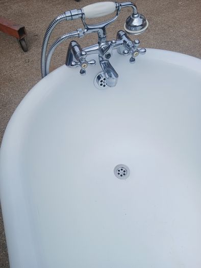 Cast iron slipper  bath
