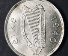 Eire UNC 1940 Half Crown Silver Coin with full lustre