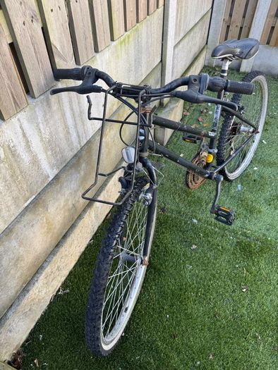 [Lot] 4x Cycles Bikes 1 Scooter