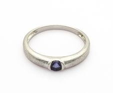 925 Vintage Sterling Silver & Dark Amethyst Ring