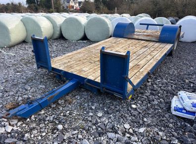Bale trailer / lowloader