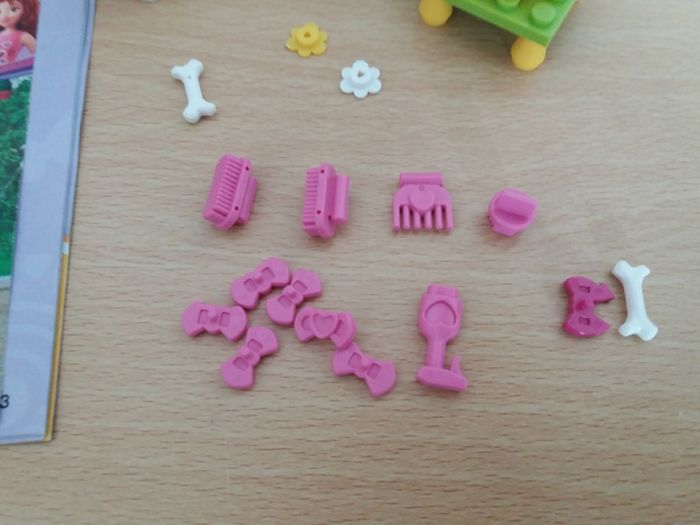 Lego friends set 3934 Mia's Puppy house