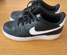 Nike Air Force 1 Size 6