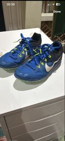 running spikes
