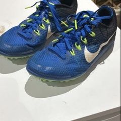 running spikes