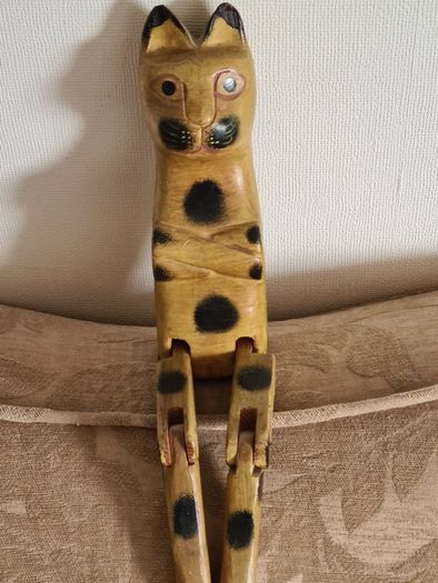 Fabulous Vintage Wooden Cat With Hinged Legs  37cm Heigh.