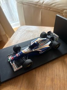 RARE. Jacques Villeneuve's Williams Renault FW19 1:18 F1 Model 1997 Championship Winning Car