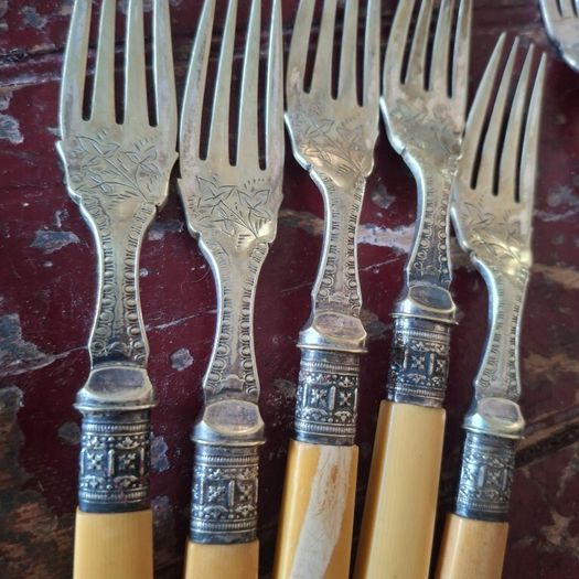 Vintage & Antique Cutlery