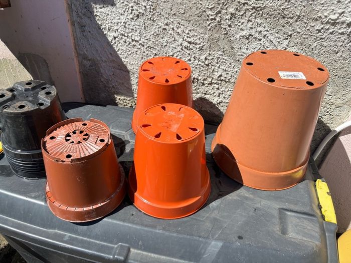 assorted garden items