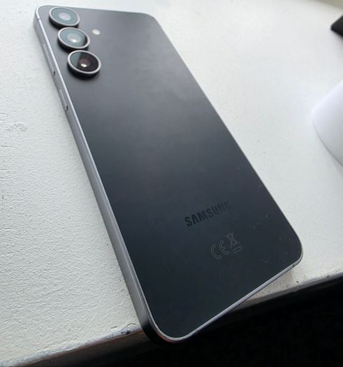Samsung galaxy s25 FE