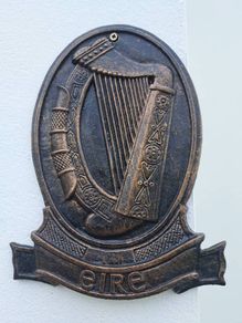 eire harp cast iron sign