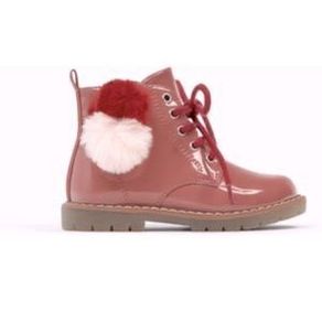 Zara 21 Reduced! Bargain! 2 pairs for 10 euro!