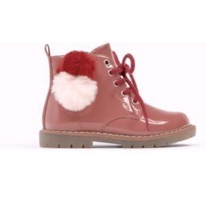 Zara 21 Reduced! Bargain! 2 pairs for 10 euro!