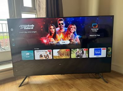 Samsung 4k hdr 55inch smart tv(one year old)