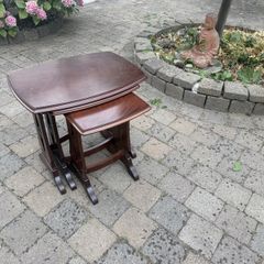 Traditional Nest of 3 Side Tables