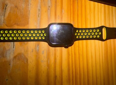 Apple Watch Series 7