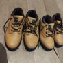 dunlop safety shoes Image 3
