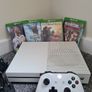 Xbox One S 500GB Bundle. Image 5