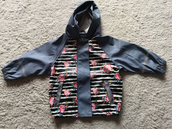 Kids Rain Jacket Size: 12-24months (86/92)