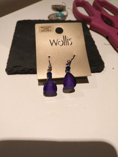 wallis earrings