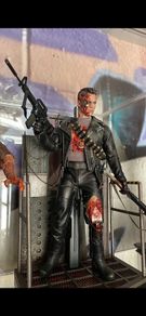 Hot Toys DX46 Terminator 2 Battle Damage 2.0