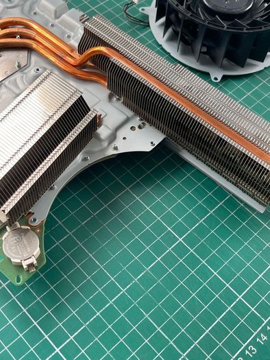 PlayStation 5 PS4 Cleaning - Liquid Metal & Thermal Paste