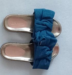 River Island Sliders