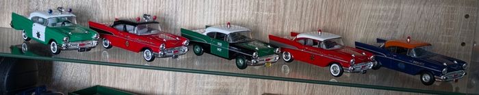 Corgi Chevy Police/ Fire Chief
