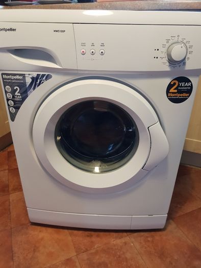 Montpellier MW5100P Freestanding Washing Machine White