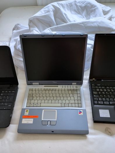 old thinkpads and other laptops