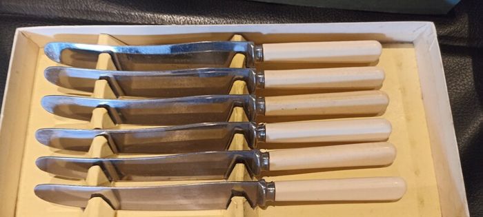 Set of Sheffield Stainless Knives