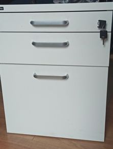 White office cabinet with lock and castors