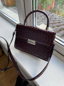 Next ladies burgundy mock crock handbag