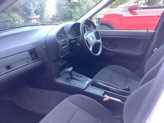 Bmw 3-series 1992- Final Price. No Offers