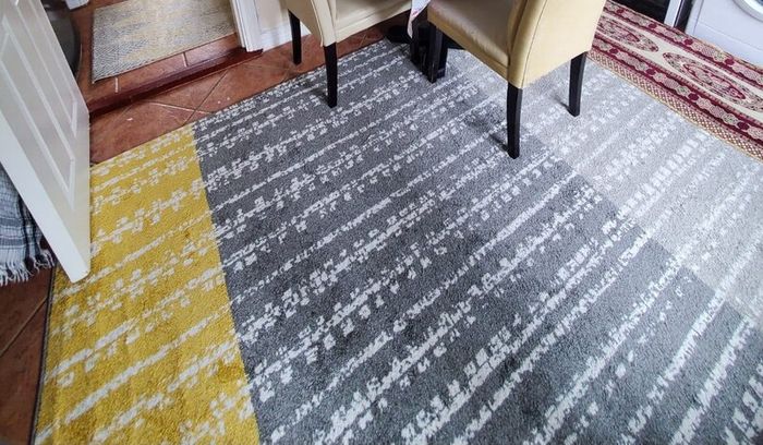 Rug (3 different sizes)