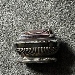Vintage table top lighter