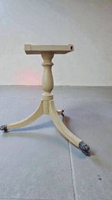 Table bases /pedestals