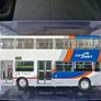 model bus Image 3