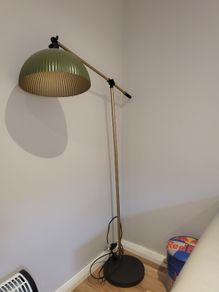 Floor lamp