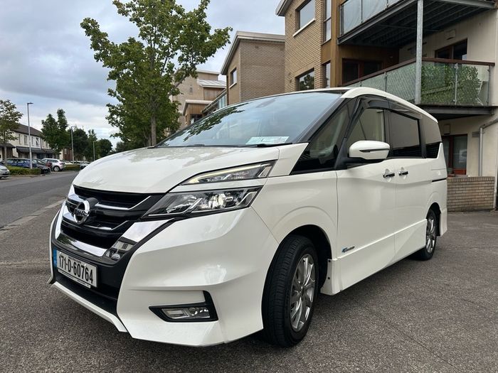 2017 Nissan Serena