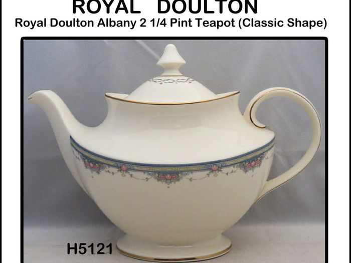 Royal Doulton Albany 2 1/4 Pint Teapot  H5121 (Classic Shape)