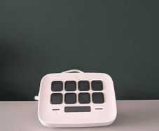 Elgato Stream Deck Neo - White Edition - Collection Only